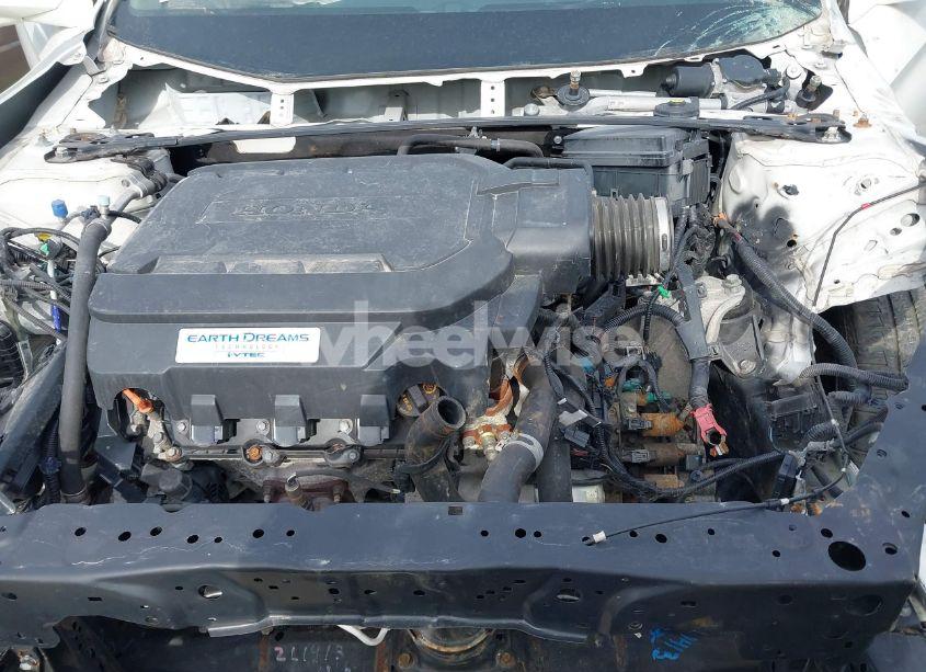 Photo 10 of 2013 Honda Accord EX-L V-6 (VIN 1HGCT2B82DA009691)