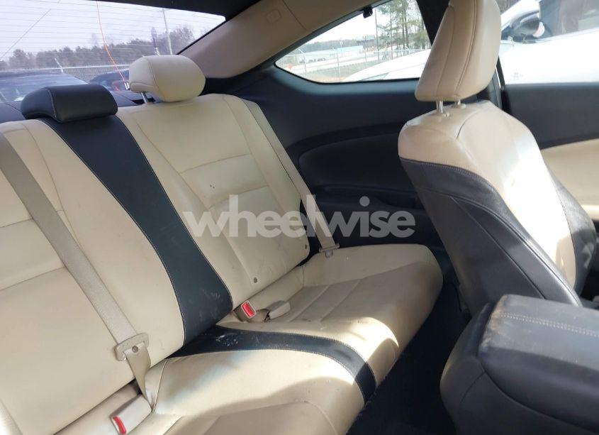 Photo 8 of 2013 Honda Accord EX-L V-6 (VIN 1HGCT2B82DA009691)