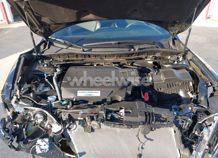 Photo 10 of 2017 Honda Accord EX-L V6 (VIN 1HGCT2B82HA007011)