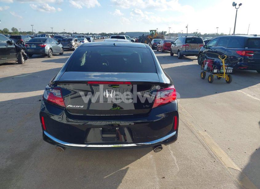 Photo 17 of 2017 Honda Accord EX-L V6 (VIN 1HGCT2B82HA007011)