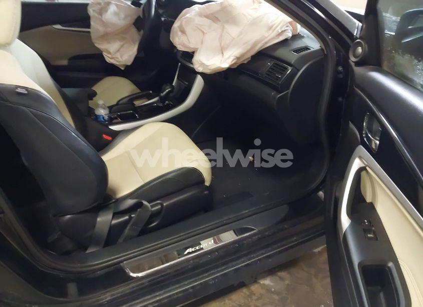 Photo 5 of 2014 Honda Accord EX-L V-6 (VIN 1HGCT2B84EA000251)