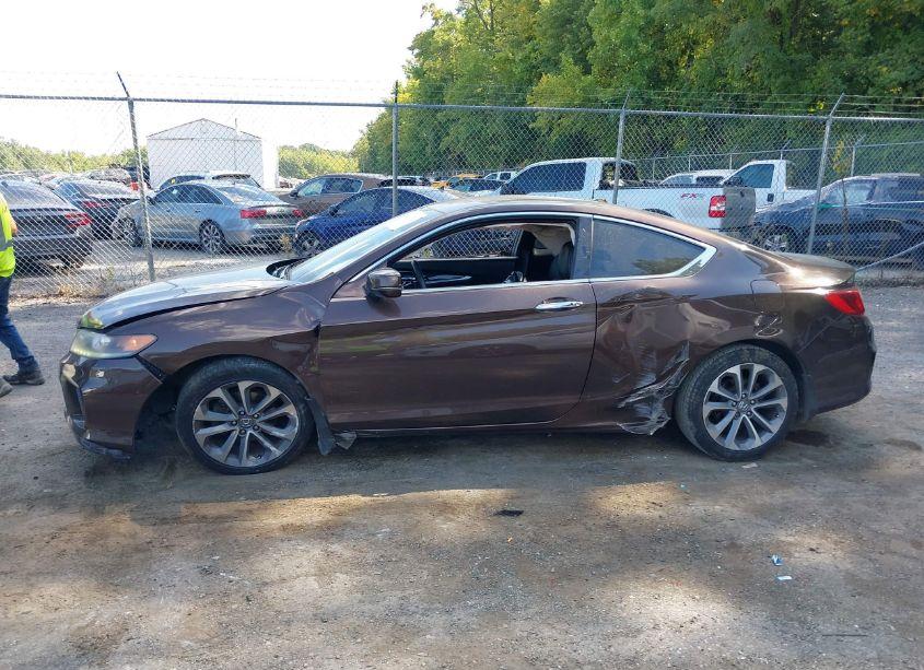 Photo 14 of 2014 Honda Accord EX-L V-6 (VIN 1HGCT2B84EA005501)