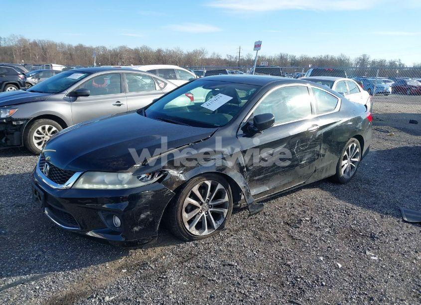 Photo 2 of 2015 Honda Accord EX-L V-6 (VIN 1HGCT2B84FA005323)