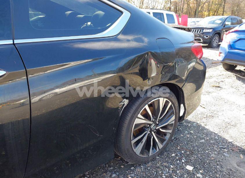 Photo 17 of 2017 Honda Accord EX-L V6 (VIN 1HGCT2B84HA007009)