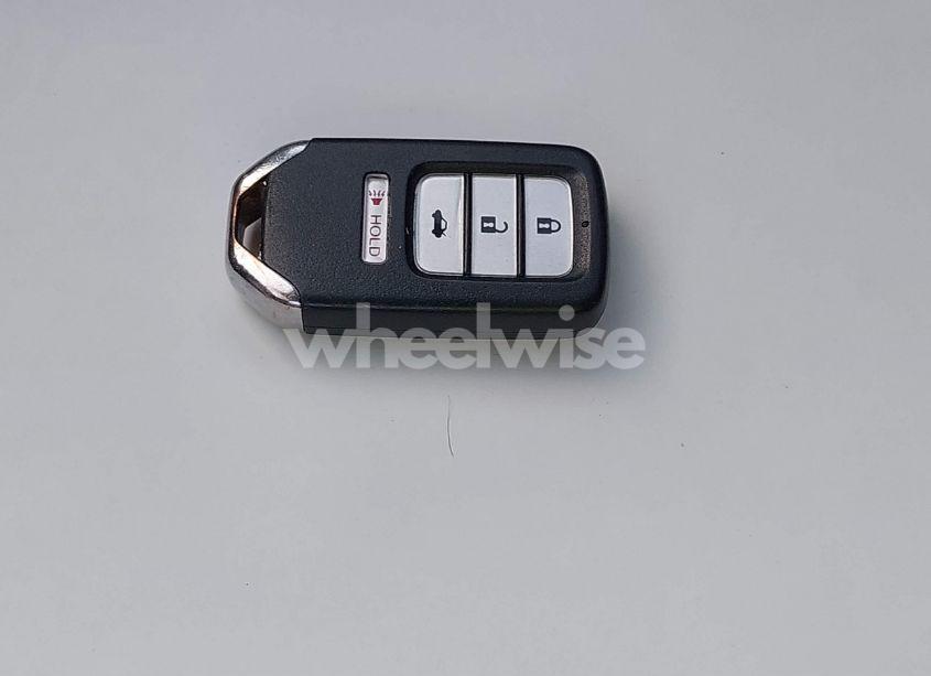 Photo 11 of 2013 Honda Accord EX-L V-6 (VIN 1HGCT2B85DA002427)