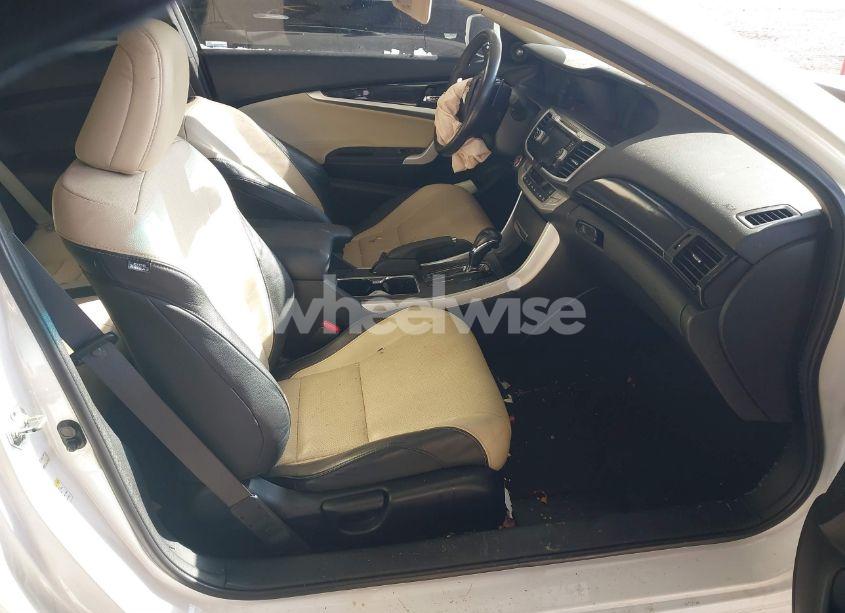 Photo 5 of 2013 Honda Accord EX-L V-6 (VIN 1HGCT2B85DA004212)