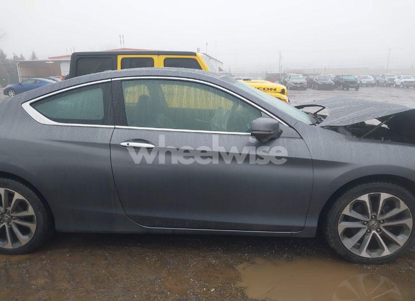 Photo 13 of 2013 Honda Accord EX-L V-6 (VIN 1HGCT2B85DA007112)