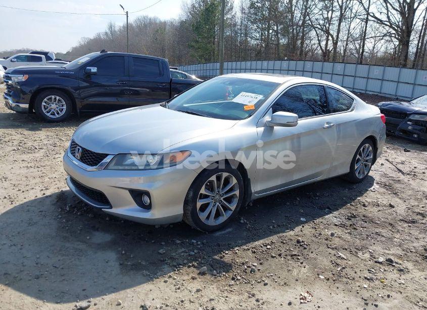 Photo 2 of 2013 Honda Accord EX-L V-6 (VIN 1HGCT2B85DA012116)