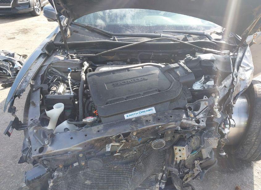 Photo 10 of 2014 Honda Accord EX-L V-6 (VIN 1HGCT2B85EA005622)