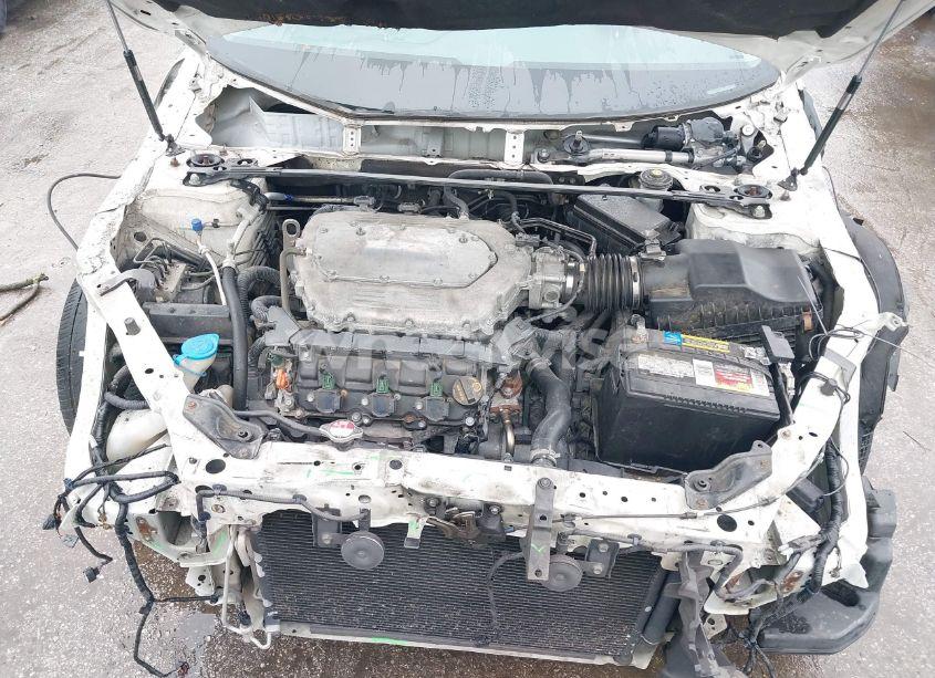 Photo 10 of 2014 Honda Accord EX-L V-6 (VIN 1HGCT2B85EA007760)