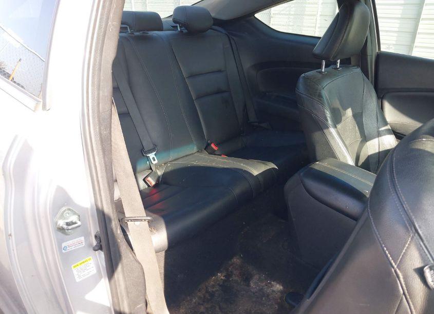 Photo 8 of 2015 Honda Accord EX-L V-6 (VIN 1HGCT2B85FA006707)