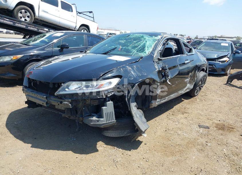 Photo 2 of 2016 Honda Accord EX-L V-6 (VIN 1HGCT2B85GA003565)