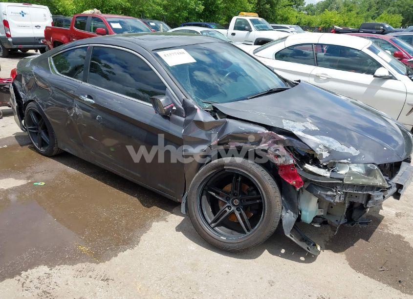 2013 Honda Accord EX-L V-6 (VIN 1HGCT2B86DA010424) main photo