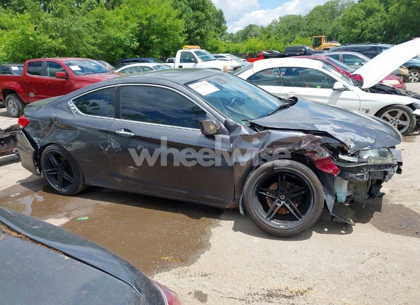 Photo 13 of 2013 Honda Accord EX-L V-6 (VIN 1HGCT2B86DA010424)