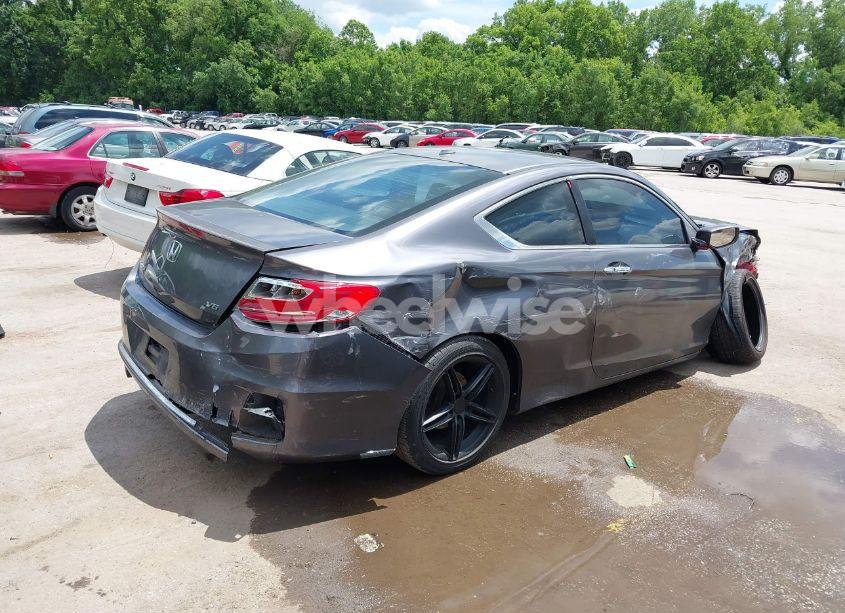 Photo 4 of 2013 Honda Accord EX-L V-6 (VIN 1HGCT2B86DA010424)