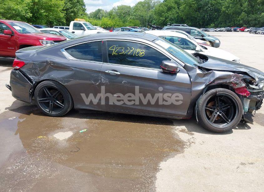 Photo 6 of 2013 Honda Accord EX-L V-6 (VIN 1HGCT2B86DA010424)