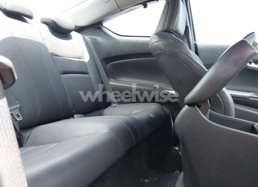 Photo 8 of 2013 Honda Accord EX-L V-6 (VIN 1HGCT2B86DA010424)