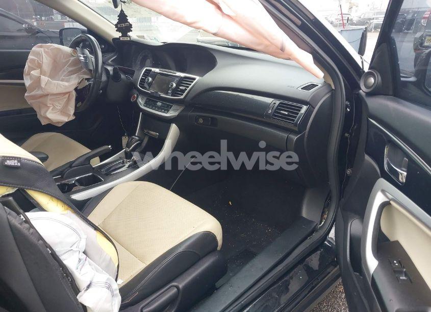 Photo 5 of 2014 Honda Accord EX-L V-6 (VIN 1HGCT2B86EA001370)