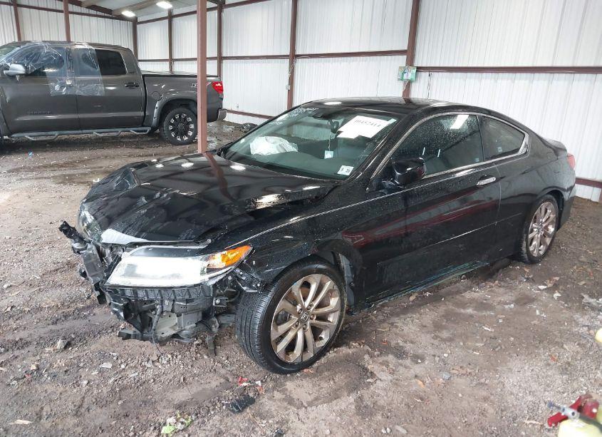 Photo 2 of 2015 Honda Accord EX-L V-6 (VIN 1HGCT2B86FA001130)