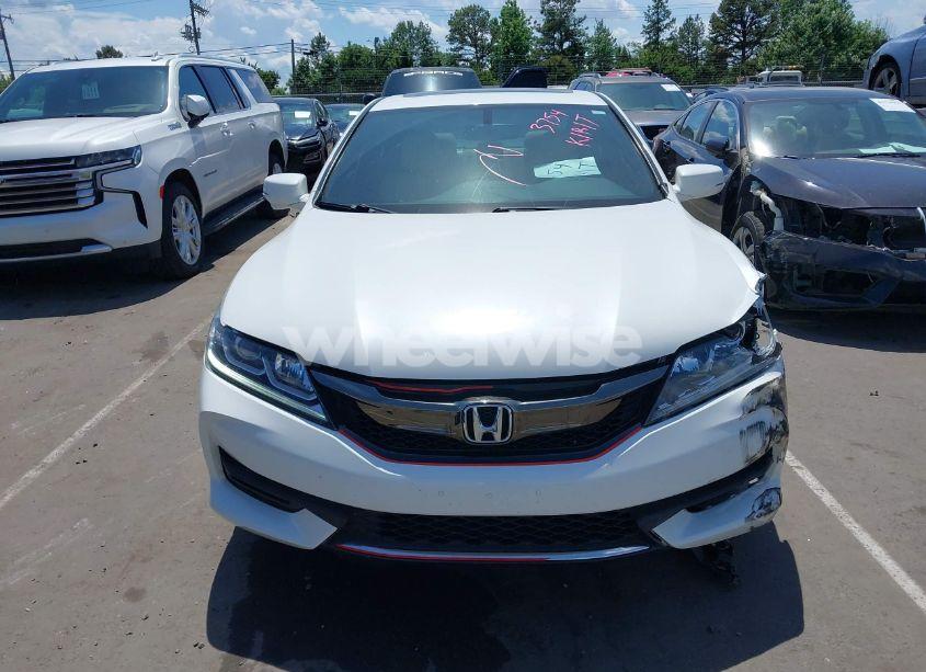 Photo 12 of 2017 Honda Accord EX-L V6 (VIN 1HGCT2B86HA003754)