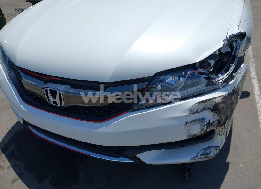 Photo 17 of 2017 Honda Accord EX-L V6 (VIN 1HGCT2B86HA003754)