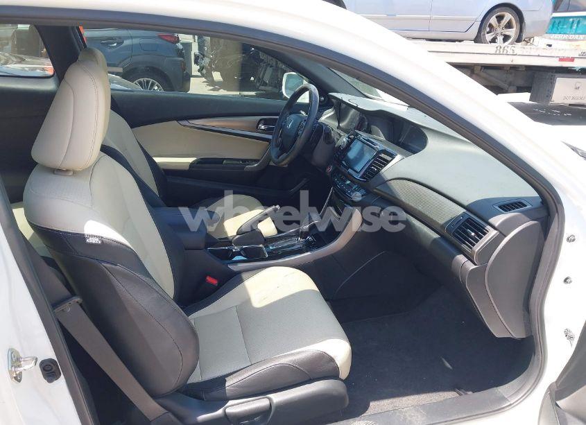 Photo 5 of 2017 Honda Accord EX-L V6 (VIN 1HGCT2B86HA003754)