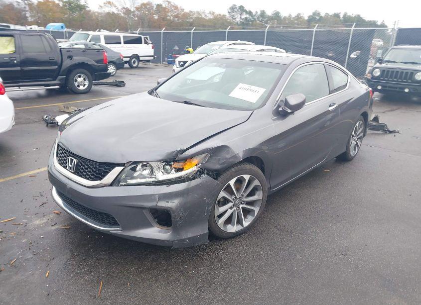 Photo 2 of 2013 Honda Accord EX-L V-6 (VIN 1HGCT2B87DA007063)