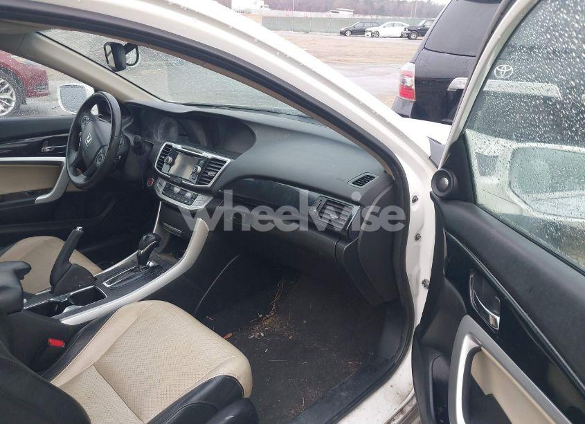 Photo 5 of 2015 Honda Accord EX-L V-6 (VIN 1HGCT2B87FA005414)