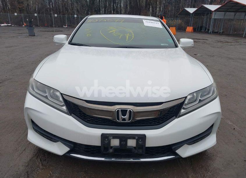 Photo 11 of 2017 Honda Accord EX-L V6 (VIN 1HGCT2B87HA001897)
