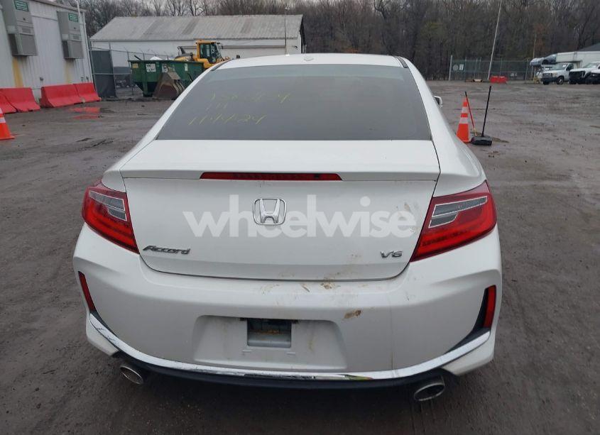 Photo 15 of 2017 Honda Accord EX-L V6 (VIN 1HGCT2B87HA001897)