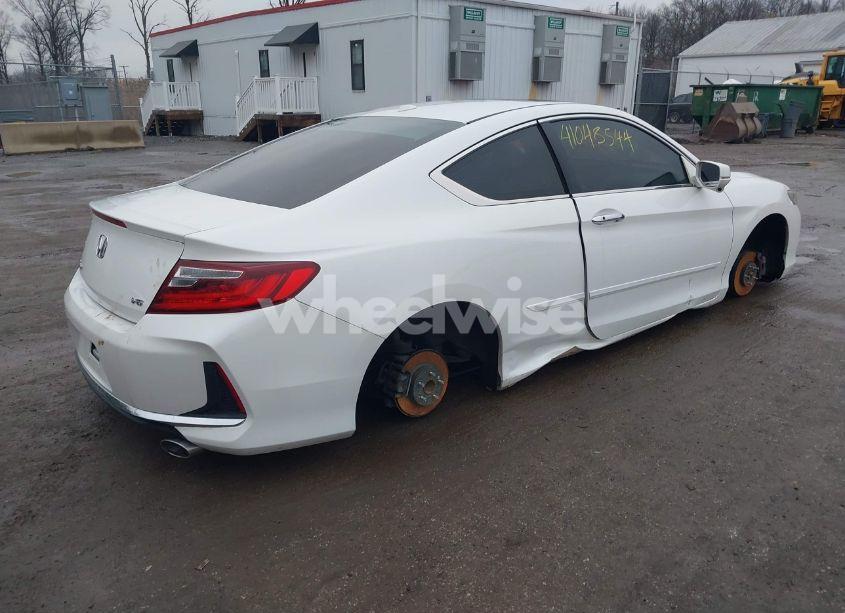 Photo 4 of 2017 Honda Accord EX-L V6 (VIN 1HGCT2B87HA001897)