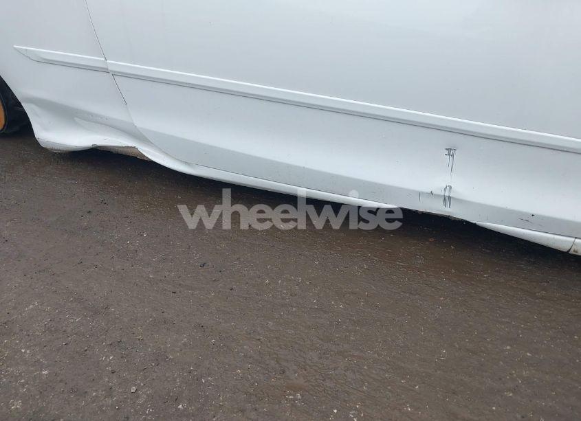 Photo 6 of 2017 Honda Accord EX-L V6 (VIN 1HGCT2B87HA001897)