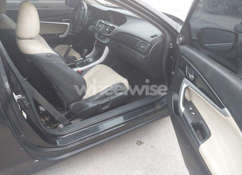 Photo 5 of 2013 Honda Accord EX-L V-6 (VIN 1HGCT2B88DA007377)