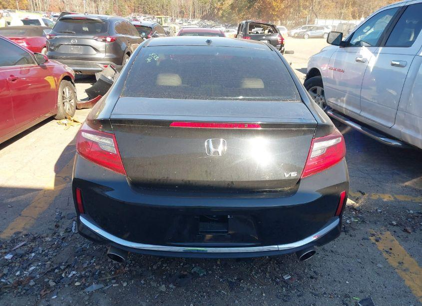 Photo 16 of 2017 Honda Accord EX-L V6 (VIN 1HGCT2B88HA003268)