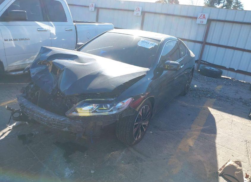 Photo 2 of 2017 Honda Accord EX-L V6 (VIN 1HGCT2B88HA003268)