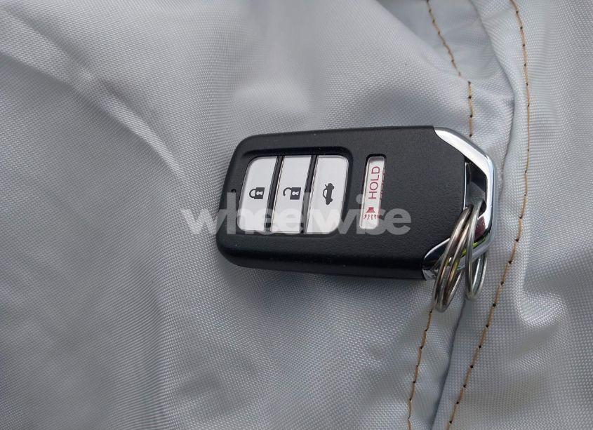 Photo 11 of 2013 Honda Accord EX-L V-6 (VIN 1HGCT2B89DA009042)