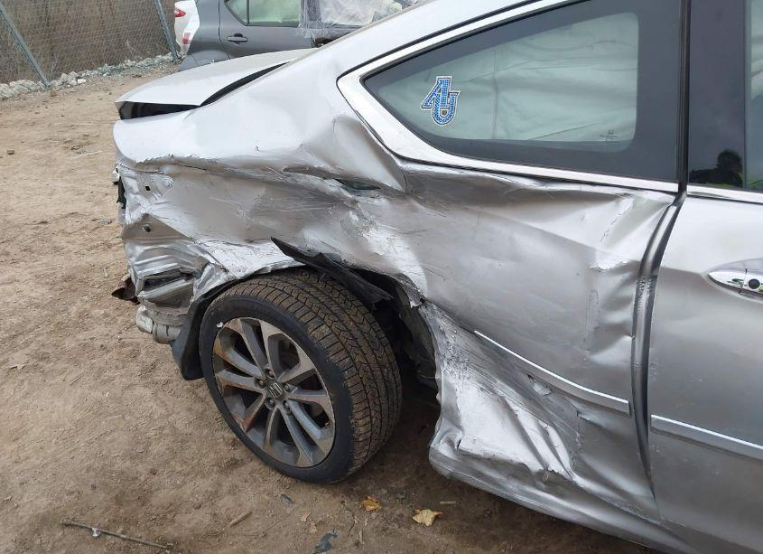 Photo 6 of 2014 Honda Accord EX-L V-6 (VIN 1HGCT2B89EA001041)