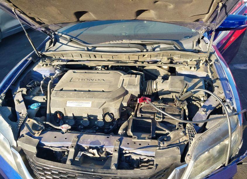 Photo 10 of 2015 Honda Accord EX-L V-6 (VIN 1HGCT2B89FA005866)