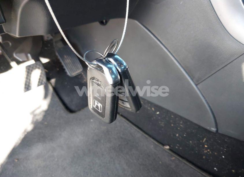 Photo 11 of 2016 Honda Accord EX-L V-6 (VIN 1HGCT2B89GA005187)