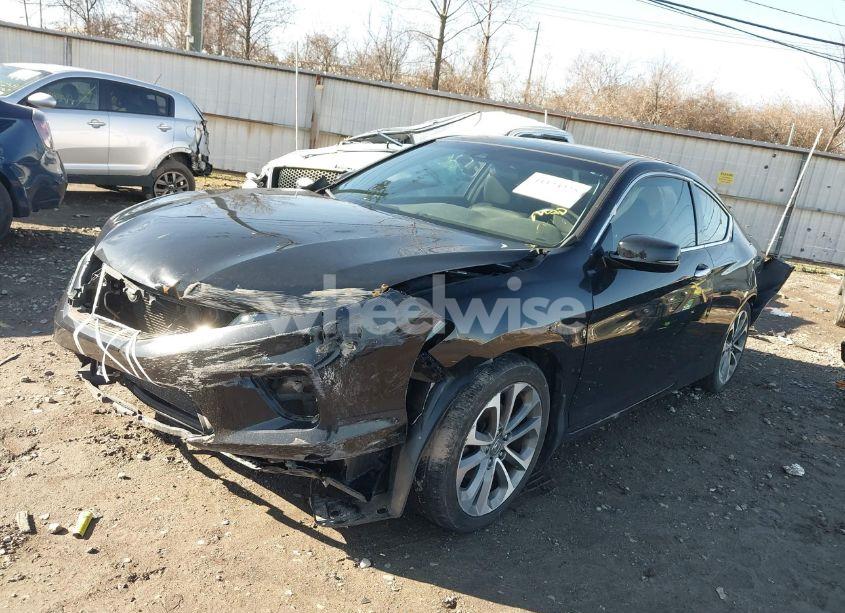 Photo 2 of 2013 Honda Accord EX-L V-6 (VIN 1HGCT2B8XDA004612)