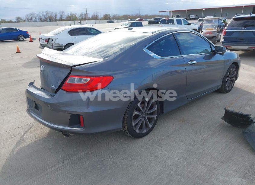 Photo 4 of 2014 Honda Accord EX-L V-6 (VIN 1HGCT2B8XEA000738)