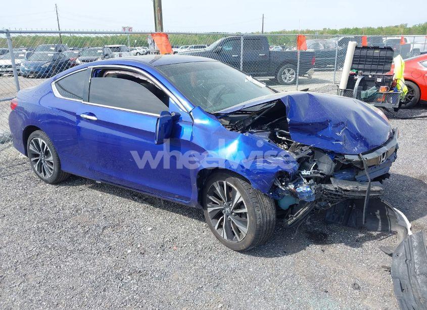 2017 Honda Accord EX-L V6 (VIN 1HGCT2B8XHA000209) main photo