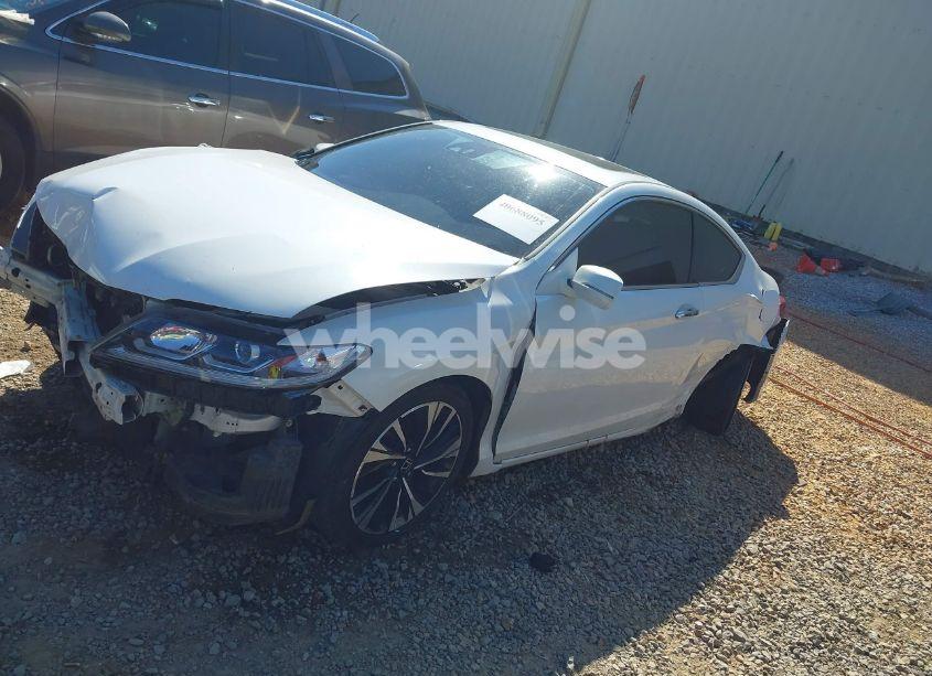 Photo 2 of 2016 Honda Accord EX-L V-6 (VIN 1HGCT2B92GA002124)