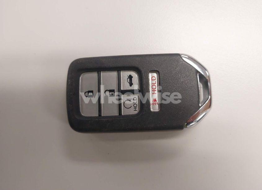 Photo 11 of 2016 Honda Accord EX-L V-6 (VIN 1HGCT2B96GA003311)