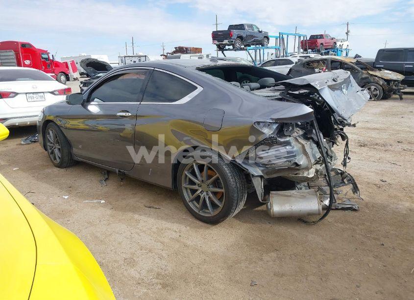 Photo 3 of 2016 Honda Accord EX-L V-6 (VIN 1HGCT2B96GA003311)