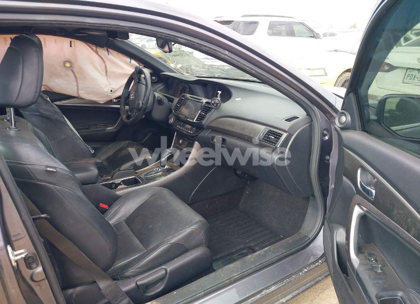 Photo 5 of 2016 Honda Accord EX-L V-6 (VIN 1HGCT2B96GA003311)