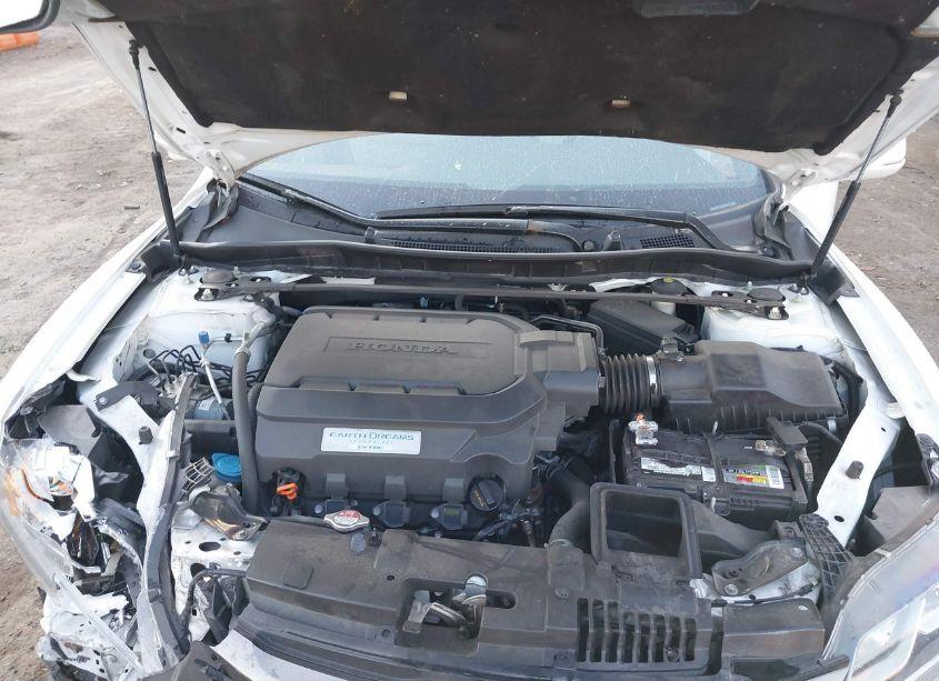 Photo 10 of 2016 Honda Accord EX-L V-6 (VIN 1HGCT2B97GA007495)