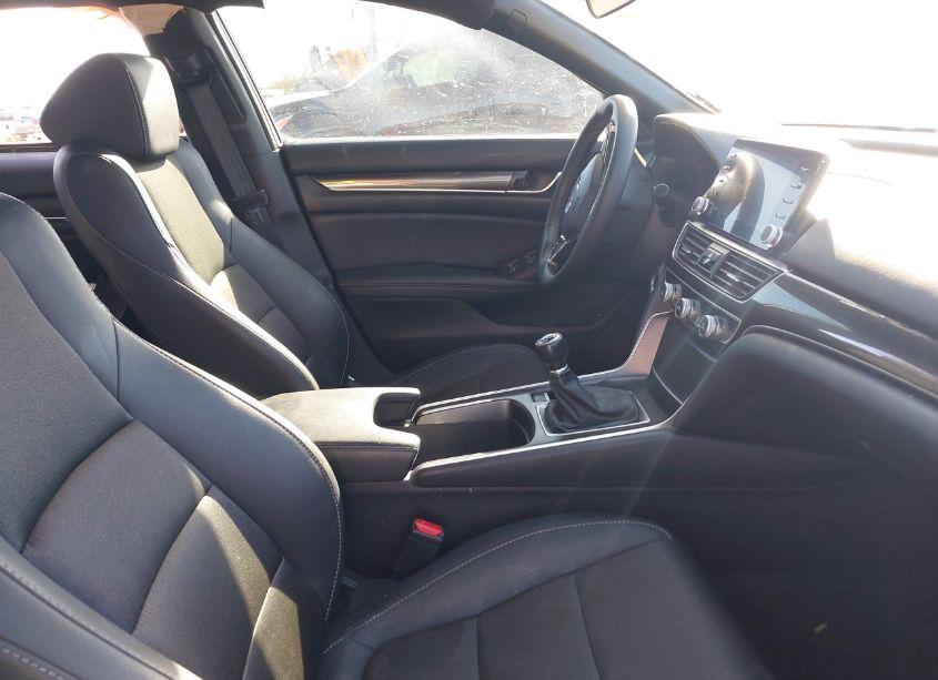 Photo 5 of 2020 Honda Accord SPORT (VIN 1HGCV1E30LA051134)