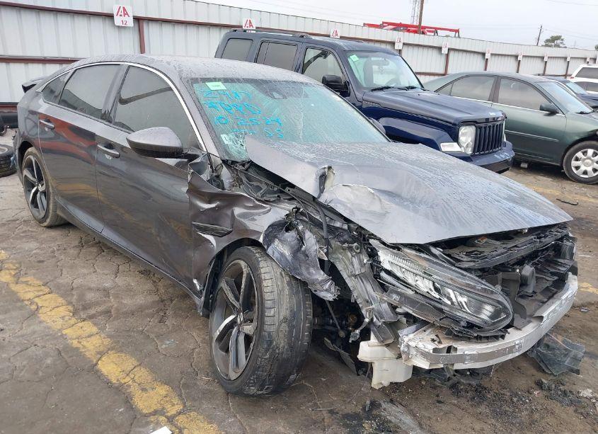 2018 Honda Accord SPORT (VIN 1HGCV1E31JA252487) main photo