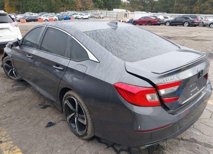 Photo 3 of 2018 Honda Accord SPORT (VIN 1HGCV1E31JA252487)